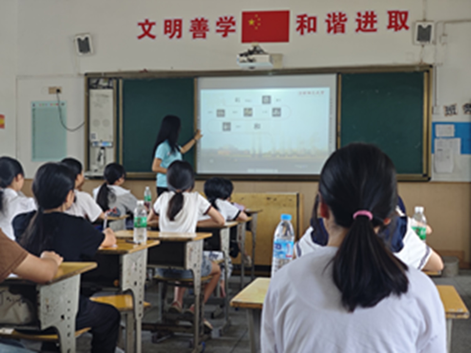 W(xu)M(fi)Ժڡl(xing)(sh)n̽h֕(sh)֮όW(xu)ǻ֮